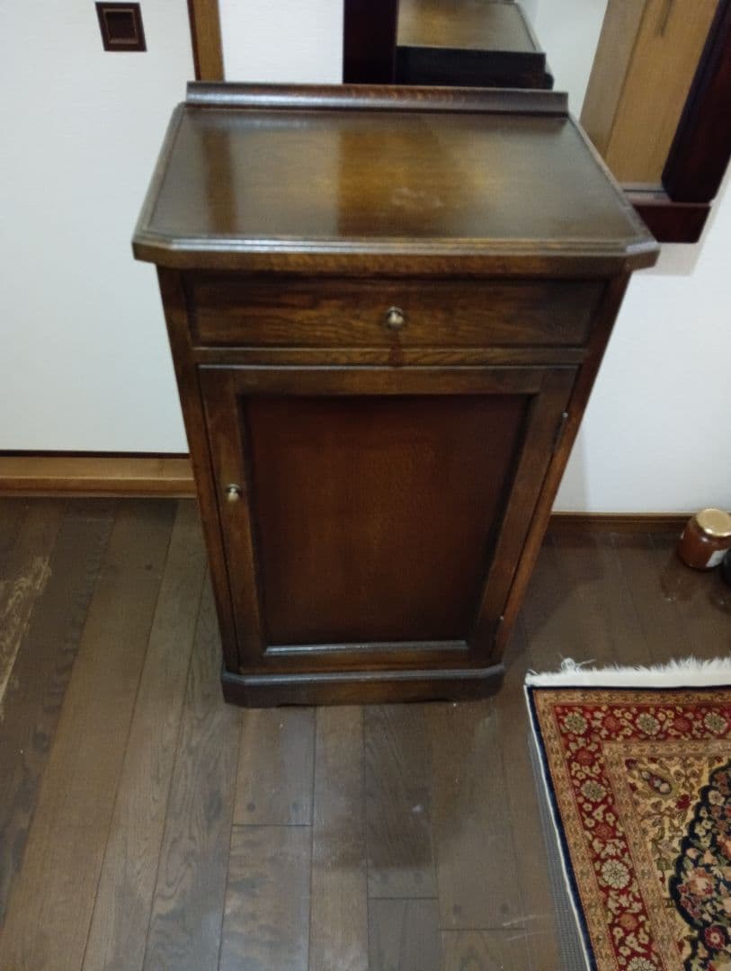 木製キャビネット 3棚 1引き出し