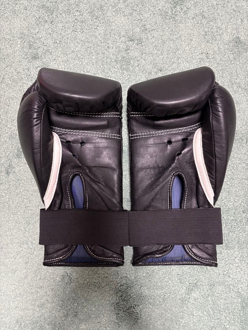 Winningボクシンググローブ練習用ブラック