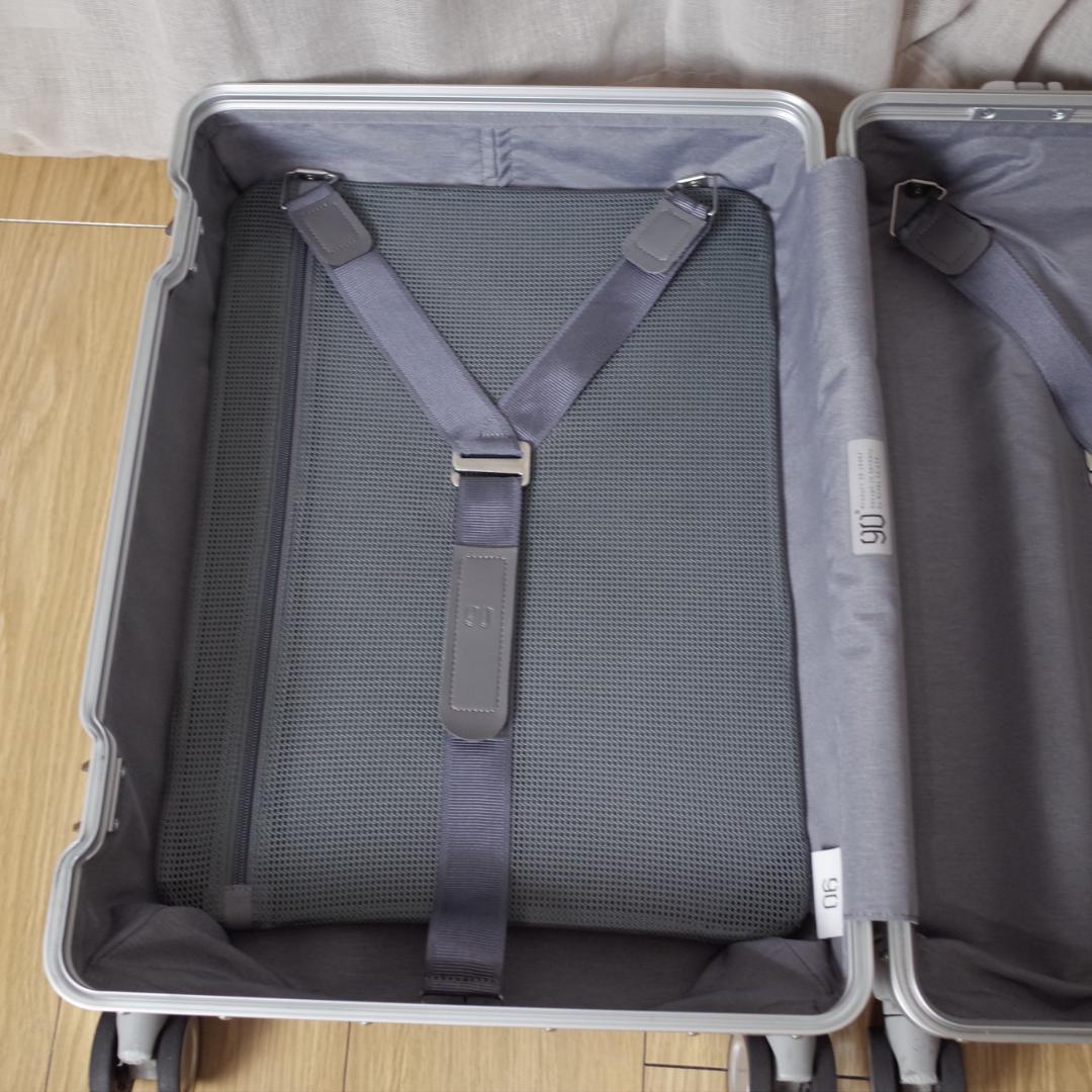 アルミシルバースーツケース　機内持ち込みサイズ　３１L　Xiaomi シャオミ