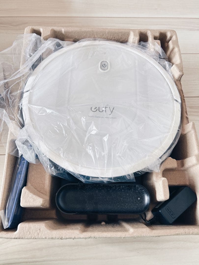 eufy Robovac G10 Hybrid 本体