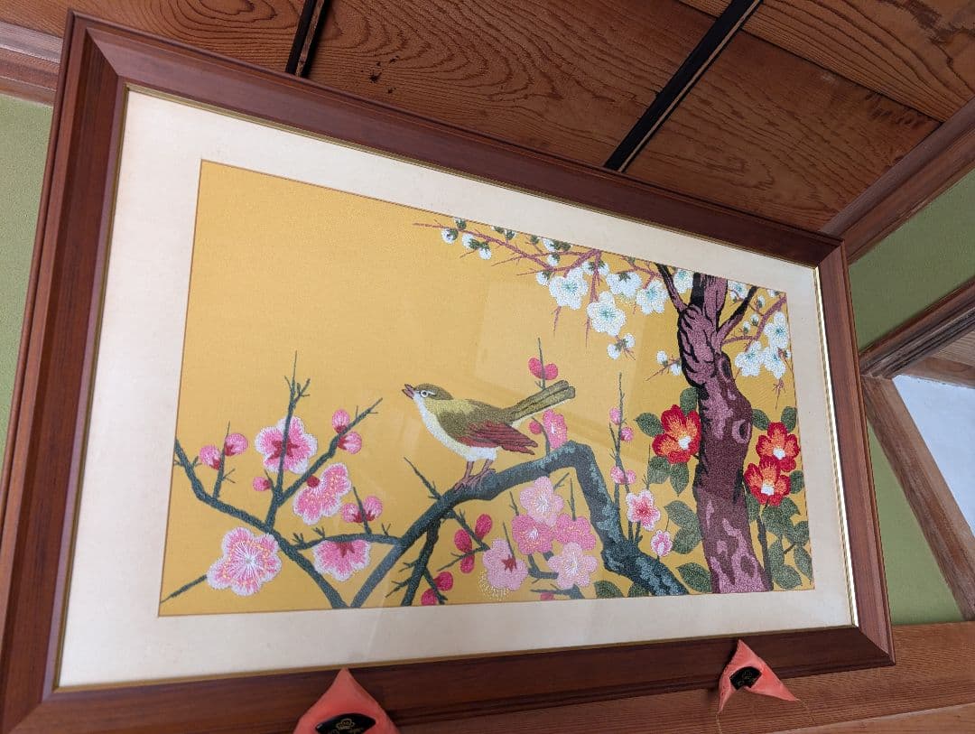 梅の花と小鳥の日本画