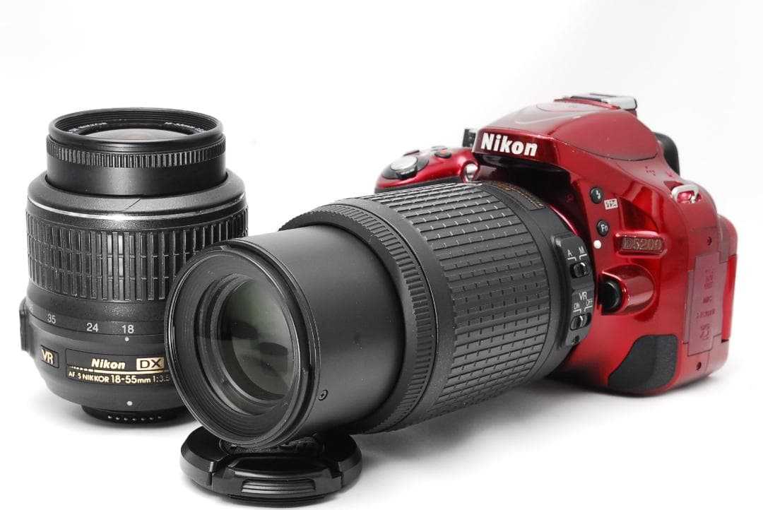 Nikon D5200 ♥ダブルレンズ♥希少色レッド♥ニコン♥デジタル一眼レフ