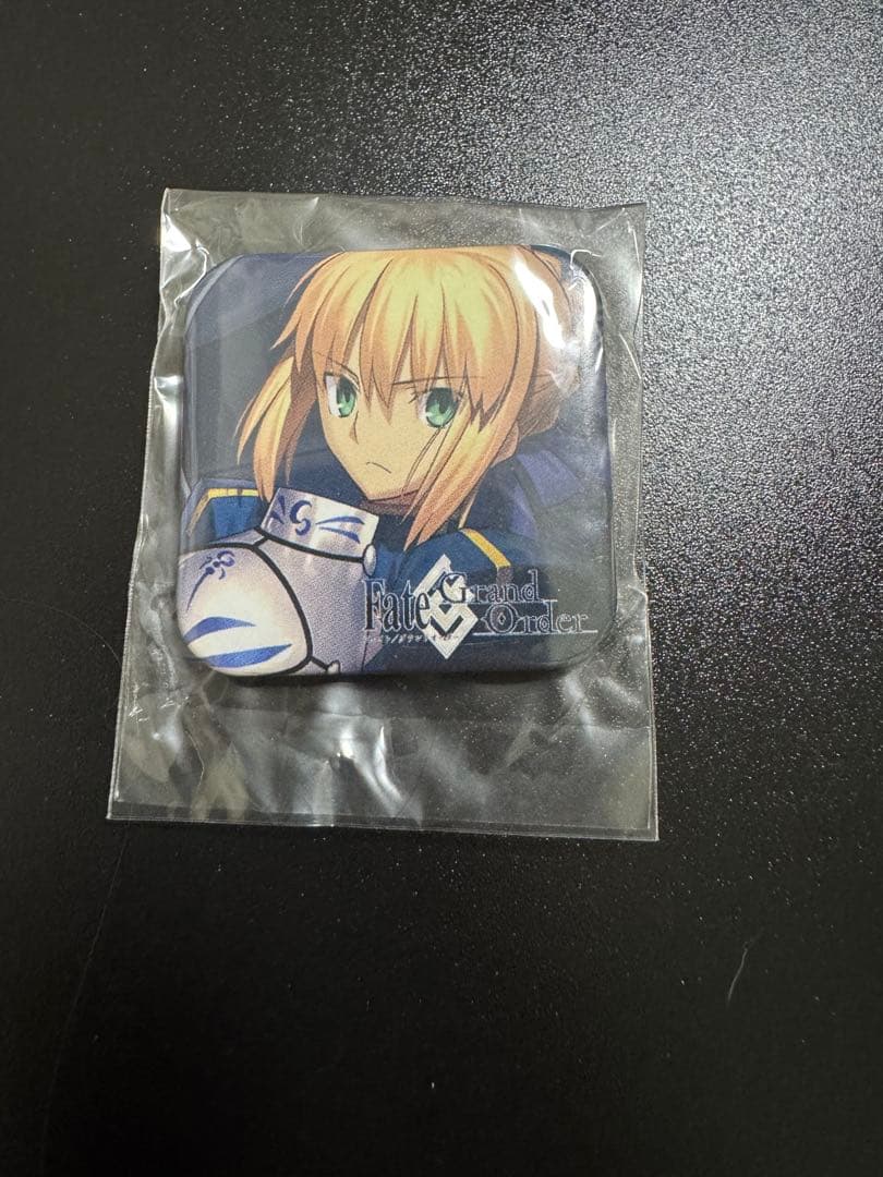 FGO フェス au 缶バッジ アルトリア・ペンドラゴン セイバー
