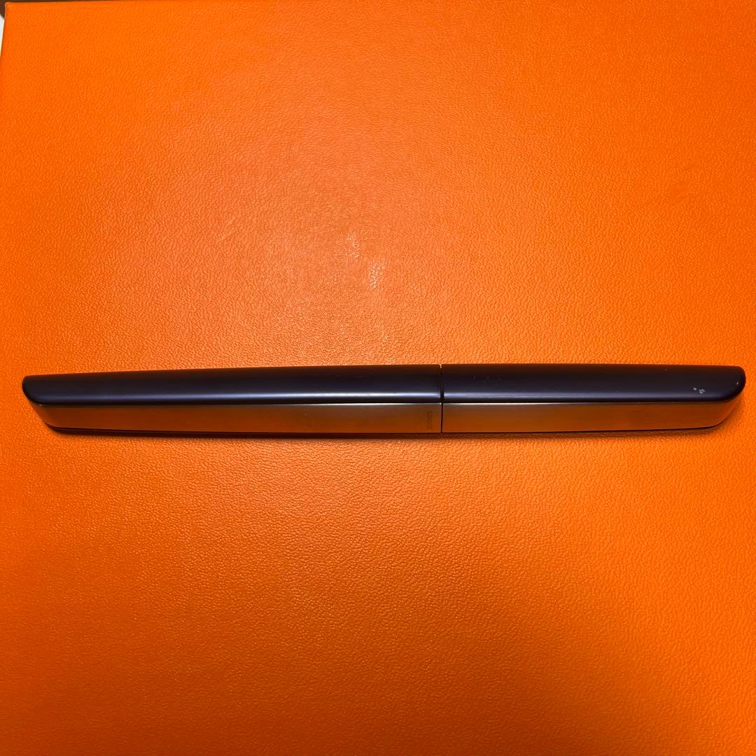 エルメス　ノーチラス　万年筆と革ケース