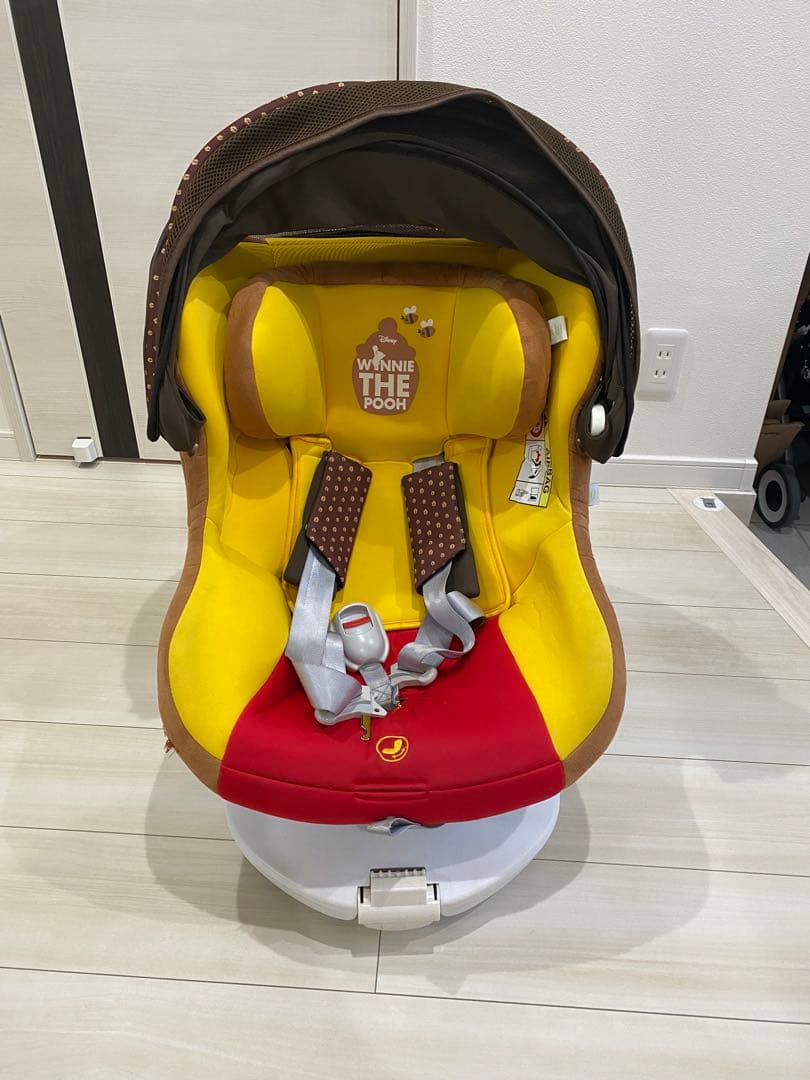 くまのプーさん　ターンシート　チャイルドシート＆アンパンマンどこでもメリー