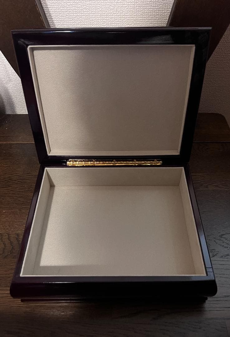 ディズニー ティンカーベル 漆塗り 木製 ジュエリーボックス 限定品 輸入品