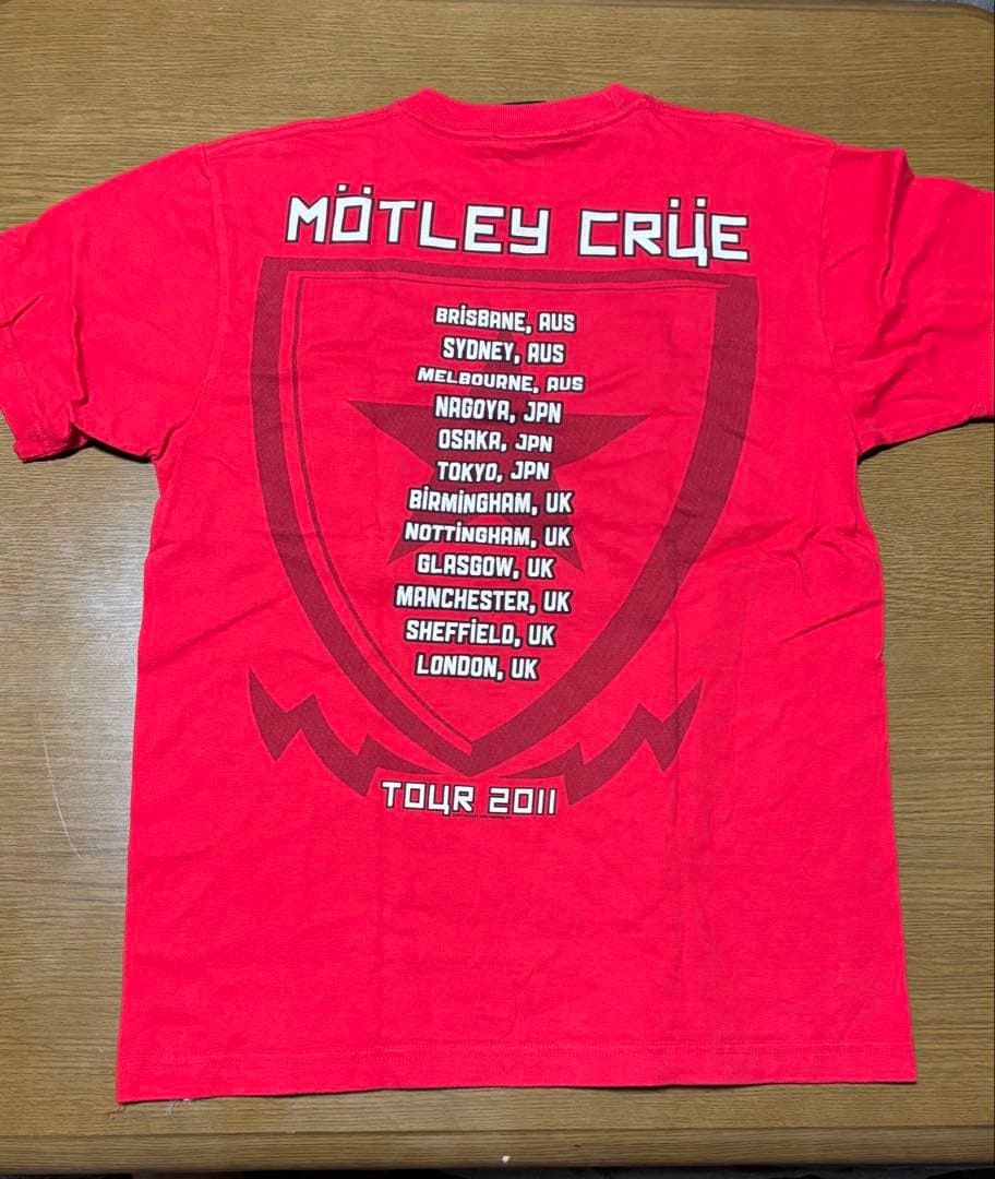 MÖTLEY CRÜE TOUR 2011 Tシャツ 赤