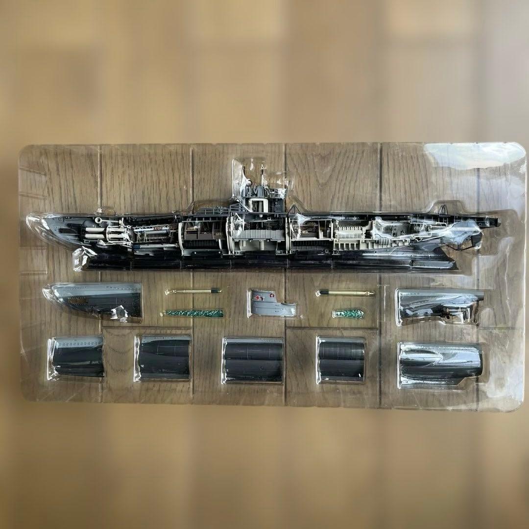 タルガ製1/144鋼密度模型UボートU-96内部構造再現模型
