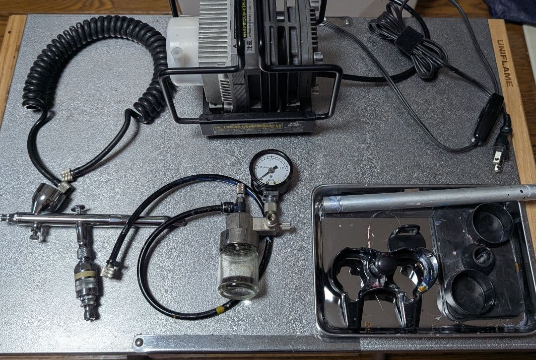 Mr.リニアコンプレッサーL5 エアブラシ付　プラチナセット