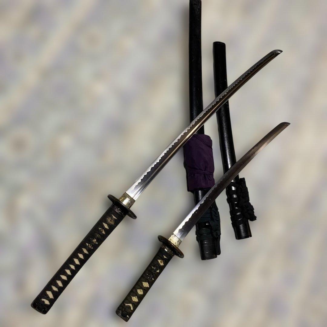 居合大刀(刀袋付)と脇差模造刀