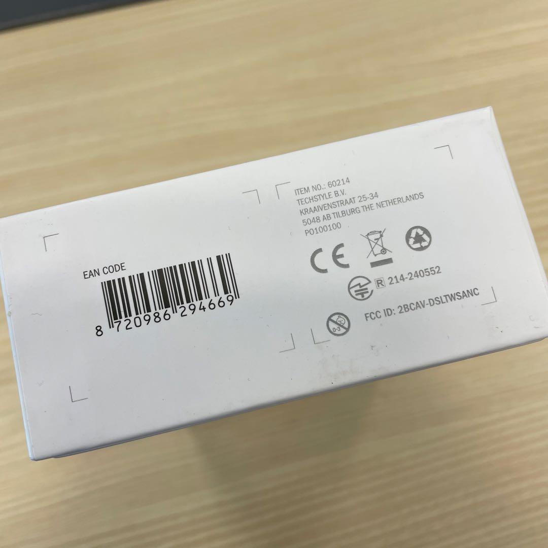 【新品未使用】DIESEL ノイズキャンセル ワイヤレスイヤホン ブラック