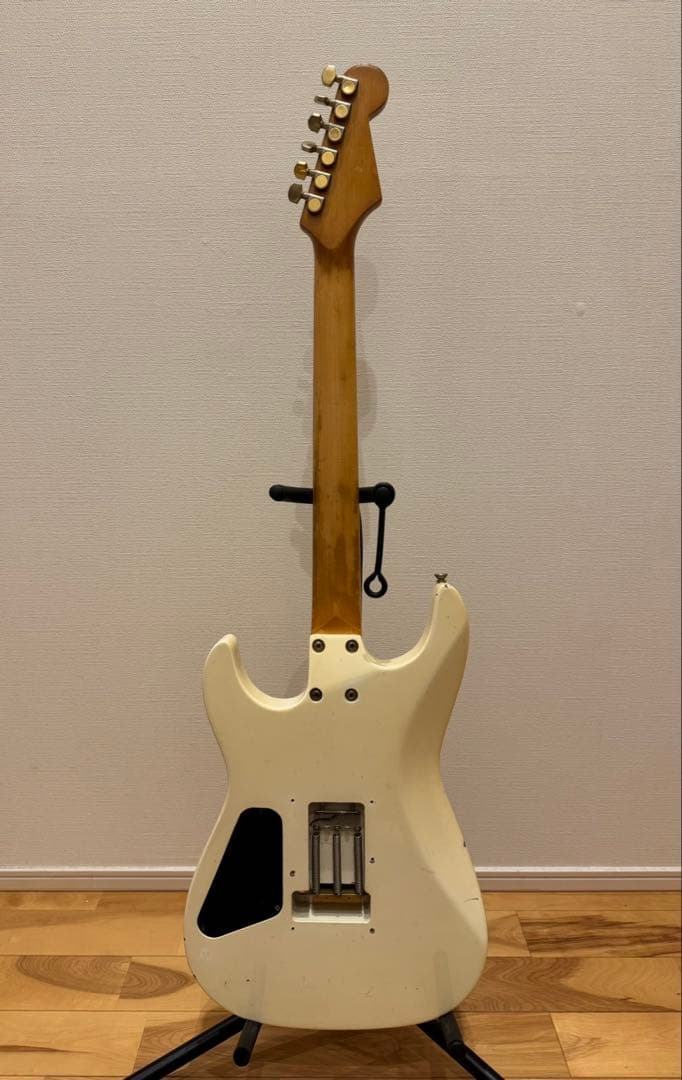 Fernandes STC　リバースヘッド