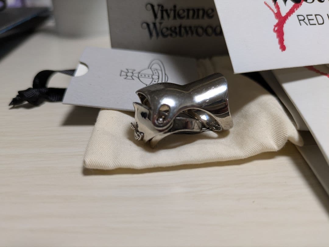 【値下げ交渉可】VivienneWestwood KNUCKLE RING