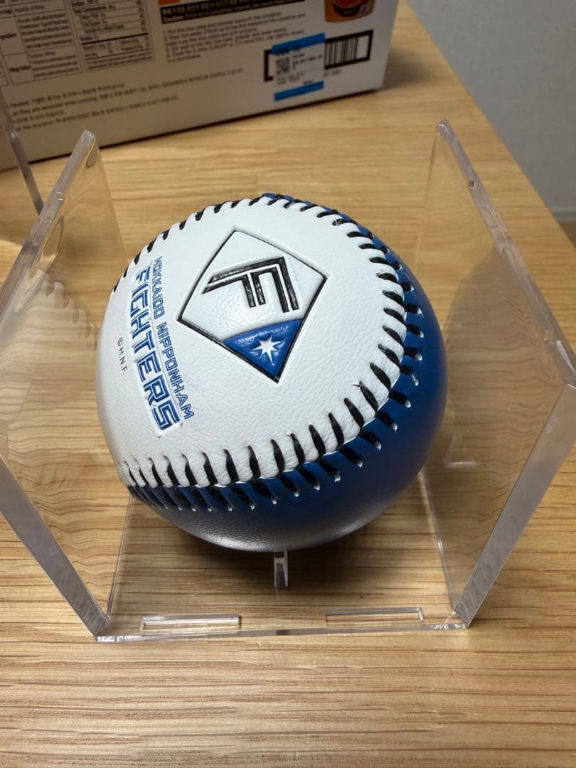 A*a様 CUTIE STREET きゅーすと　板倉可奈　エスコン サインボール