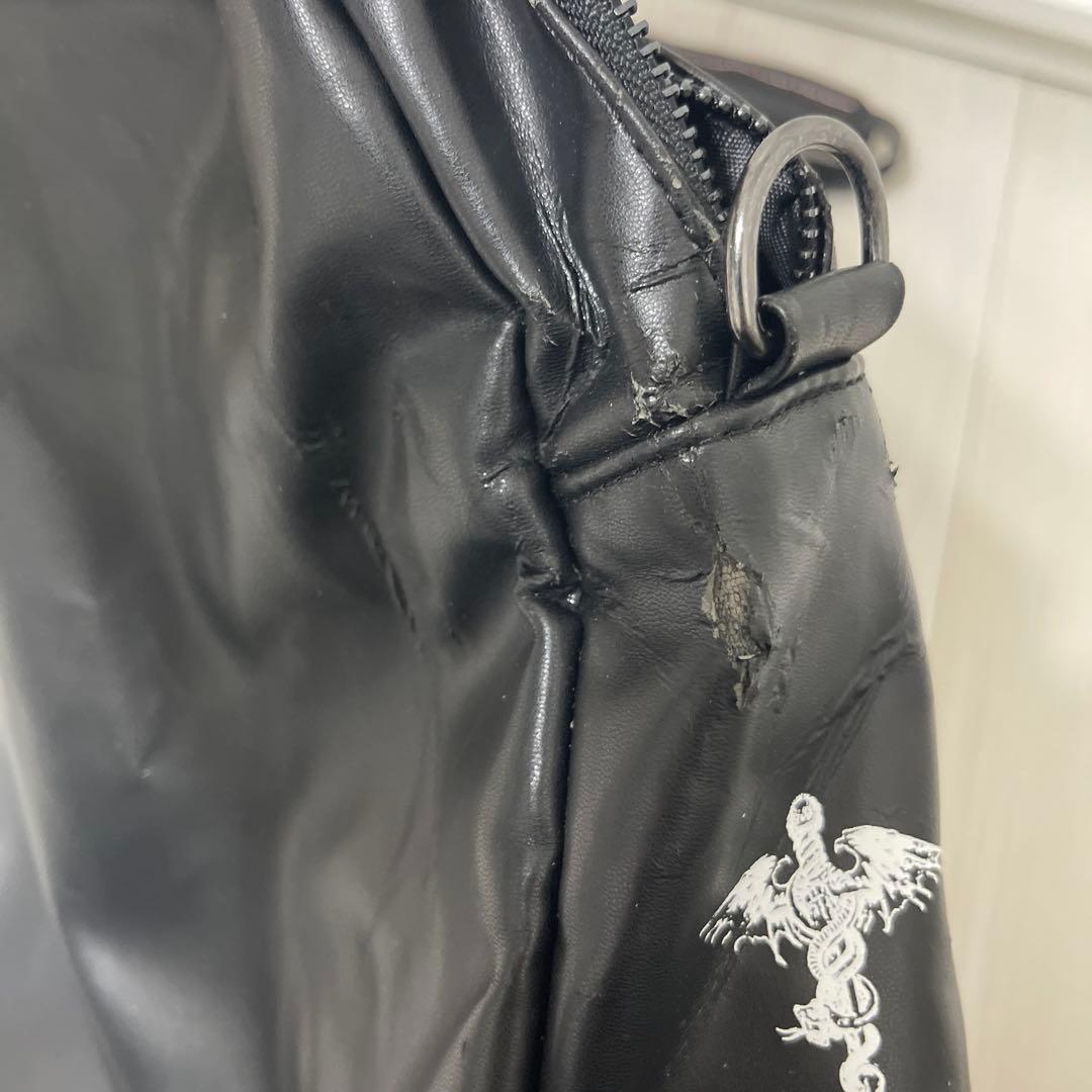 モトリー・クルー『ドクター・フィールグッド』30周年記念盤のドクターバッグ