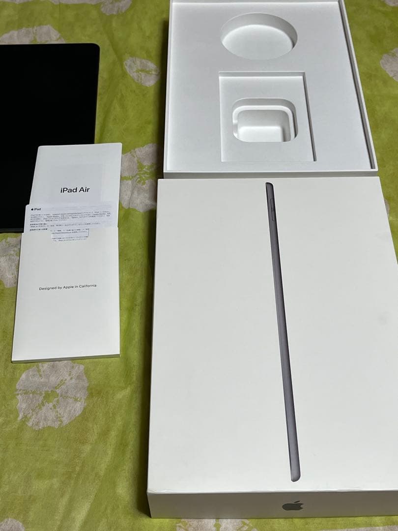 iPad Air3 WiFiモデル スペースグレー 64GB 箱付き 初期化済