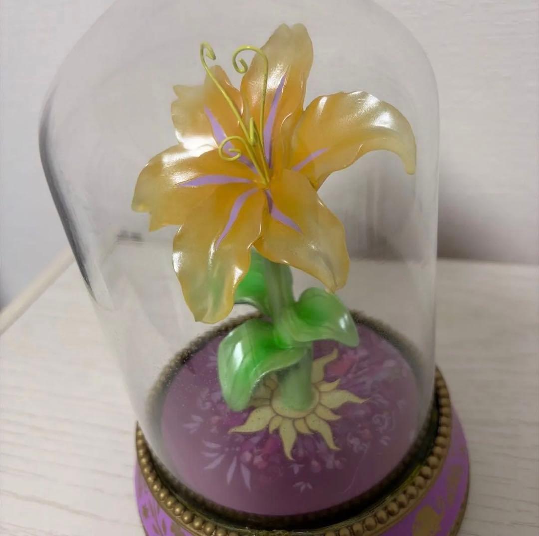ディズニー ラプンツェル　 魔法の花　LEDライト　ディズニーストア