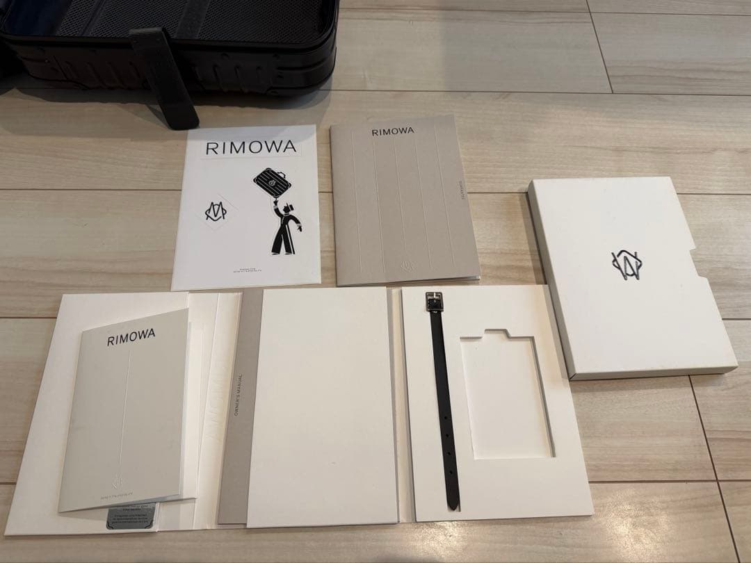 リモワ オリジナルキャビン S ブラック31L