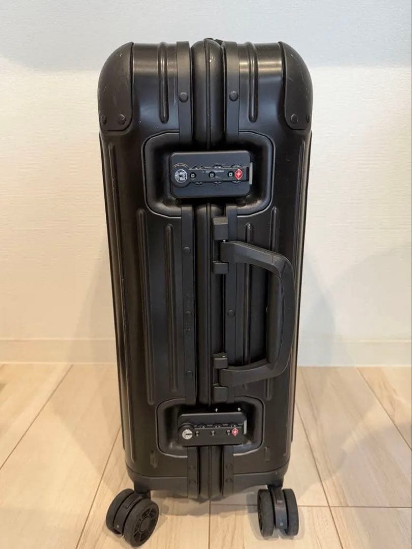 リモワ オリジナルキャビン S ブラック31L