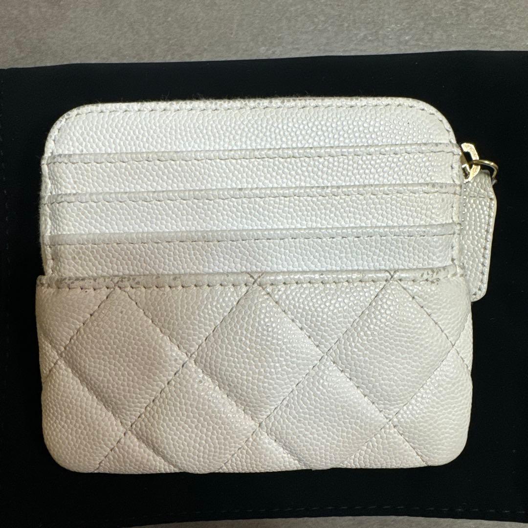 CHANEL キャビアスキン ミニ財布　白　ホワイト