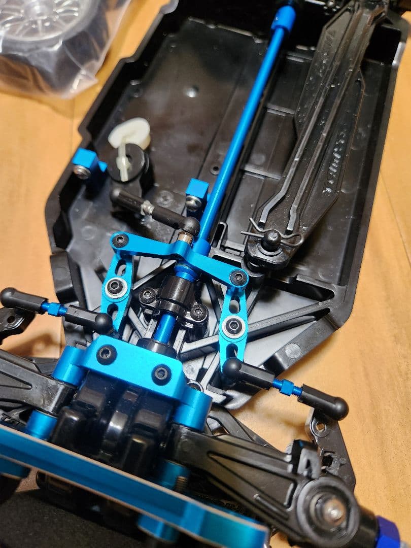 タミヤ　TT-02 ラジコンシャーシ　アルミオプション