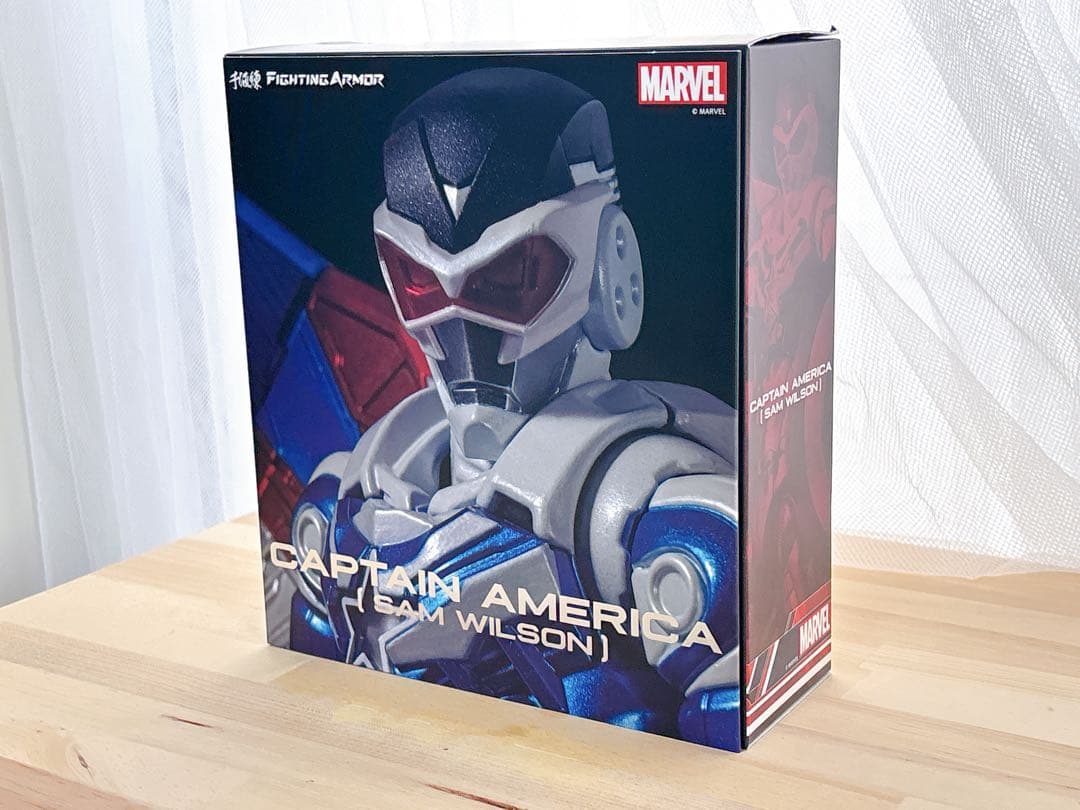 未開封　ファイティングアーマー キャプテン・アメリカ Sam Wilson