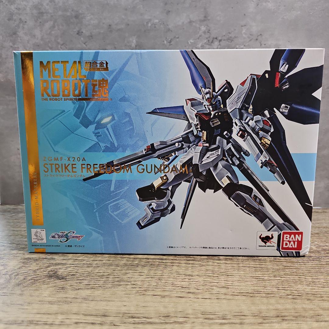 L ROBOT魂 ストライクフリーダムガンダム