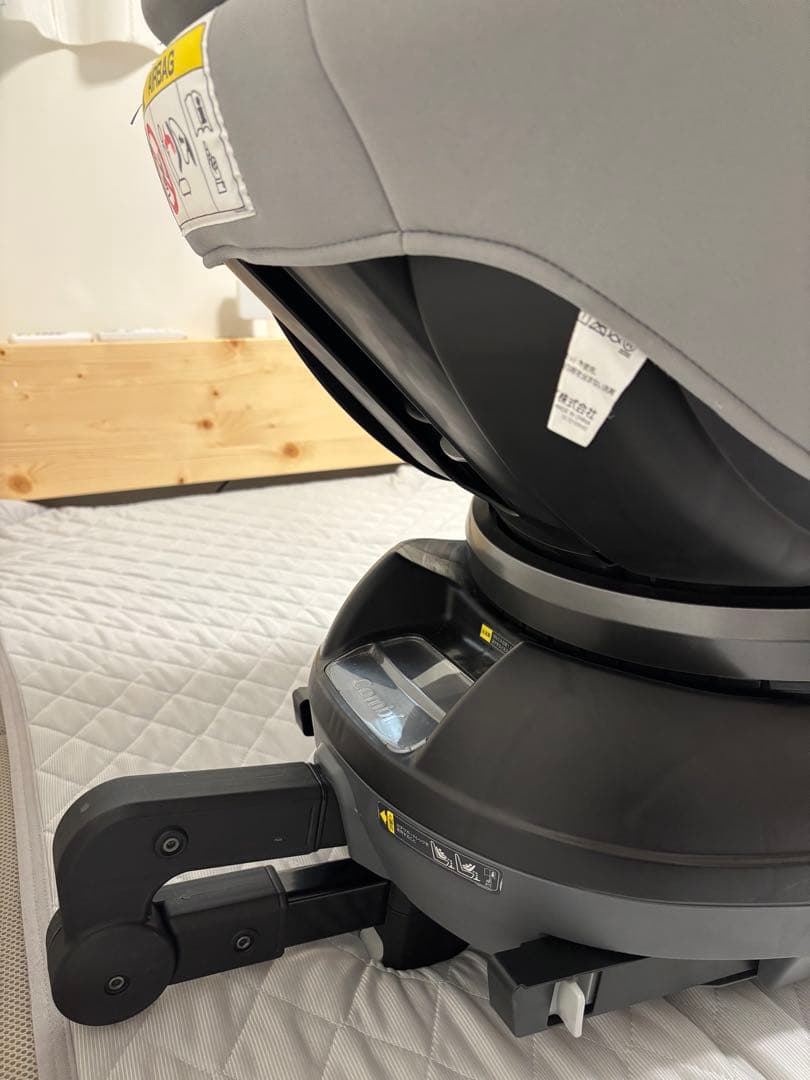 Combi チャイルドシート クルムーヴ スマート ISOFIX