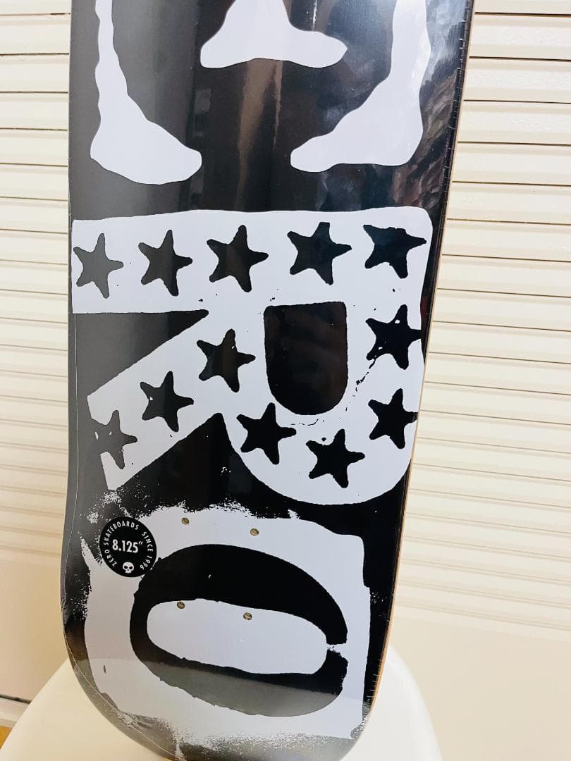 台湾製無地黒デッキテープ付き　ZERO ゼロ スケートボードデッキ　8.125