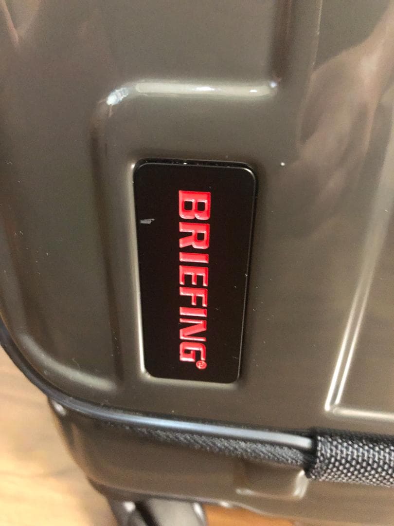 展示品 ブリーフィング キャリーケース 34L TSAロック 4輪 H-34F