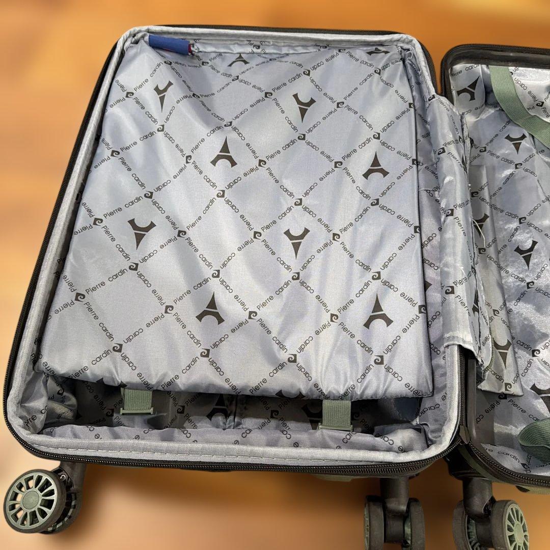 ⭐️pierre cardin グリーンキャリーカート定価23000位今年モデル