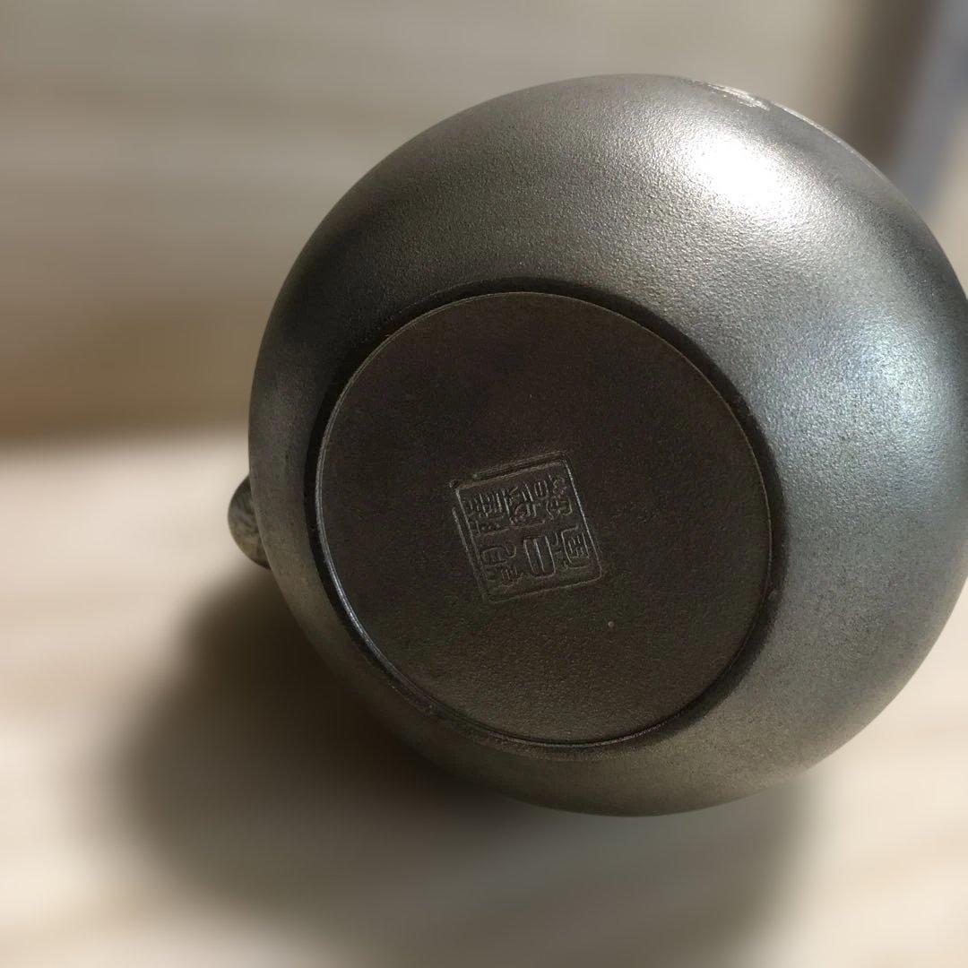 金属製ティーポット 彫刻模様　薩摩錫器