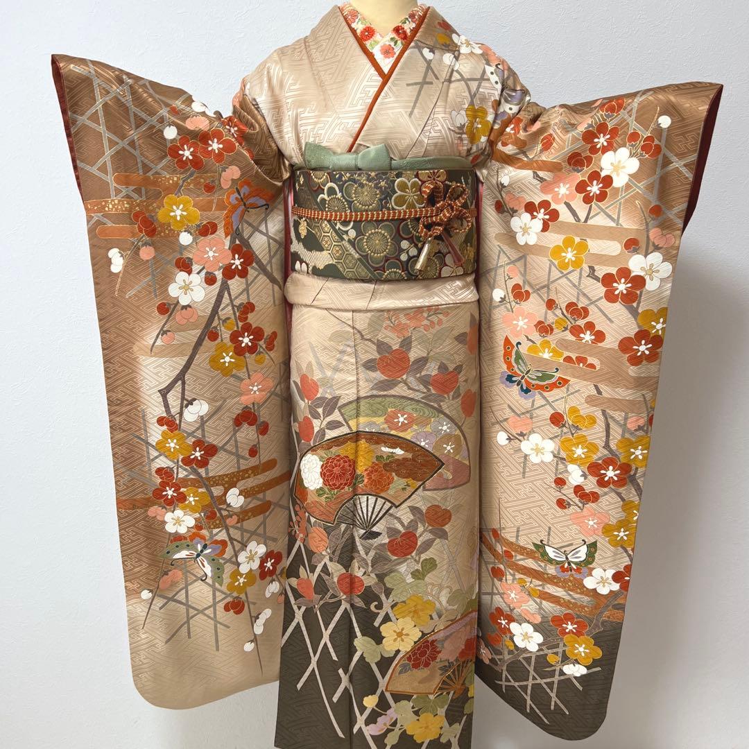370 振袖フルセット 正絹 ベージュ 茶 金彩 駒刺繍 暈し染め アースカラー