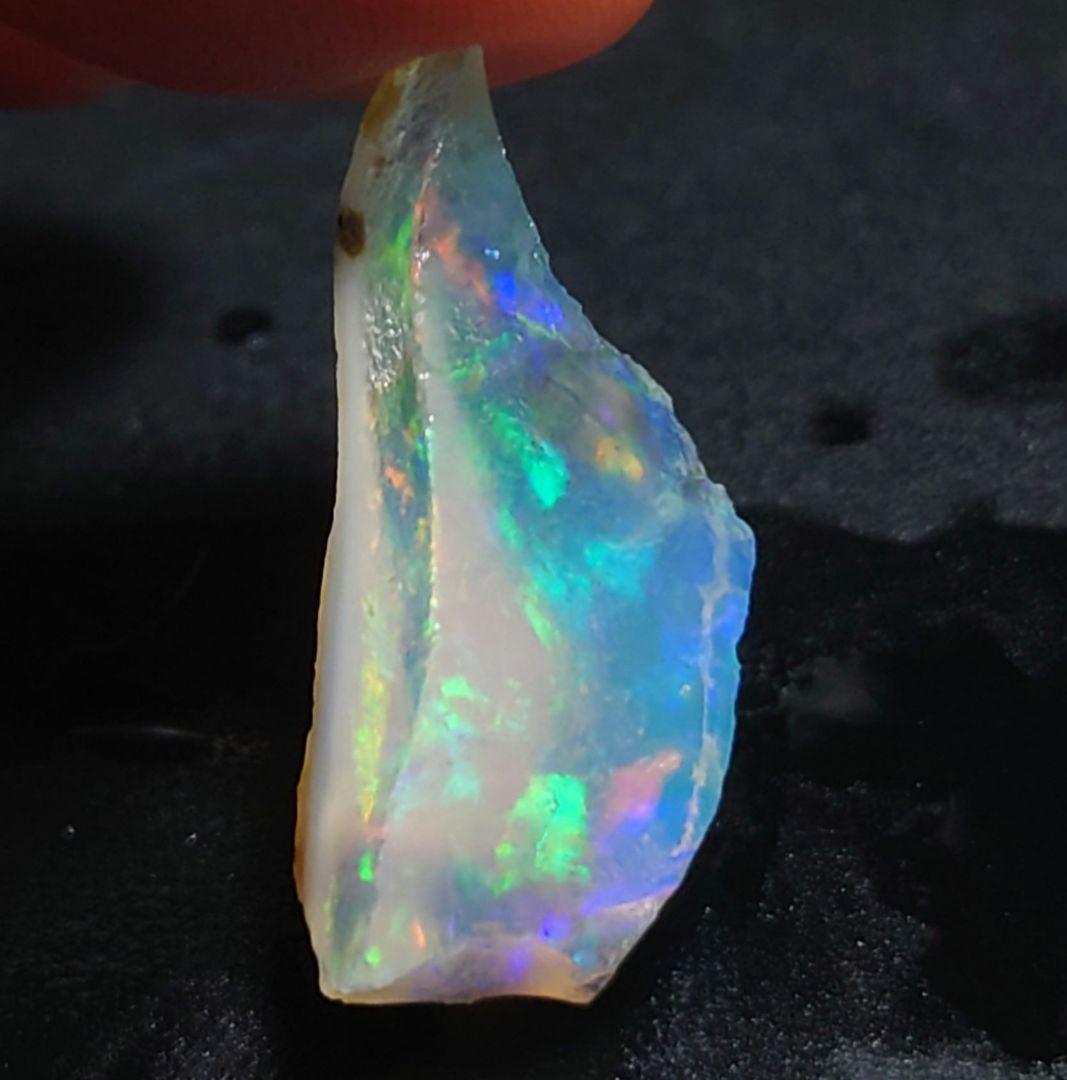 エチオピアウェロ産　チョークオパール　鉱物標本　原石　ポッチ