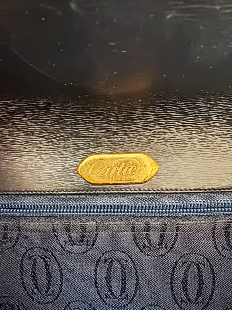 カルティエ ブラック レザーバッグ