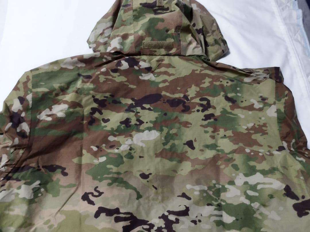 (4924)ECWCSジャケットGENⅢレベル6ゴアテックス 米軍実物 ユーズド
