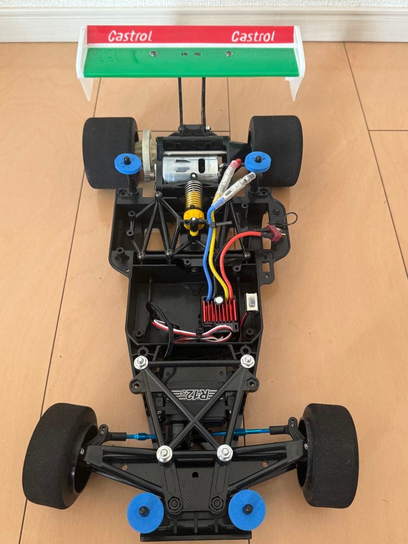 タミヤCカー　Mercedes Benz C11 (ボディーカストロール塗装)