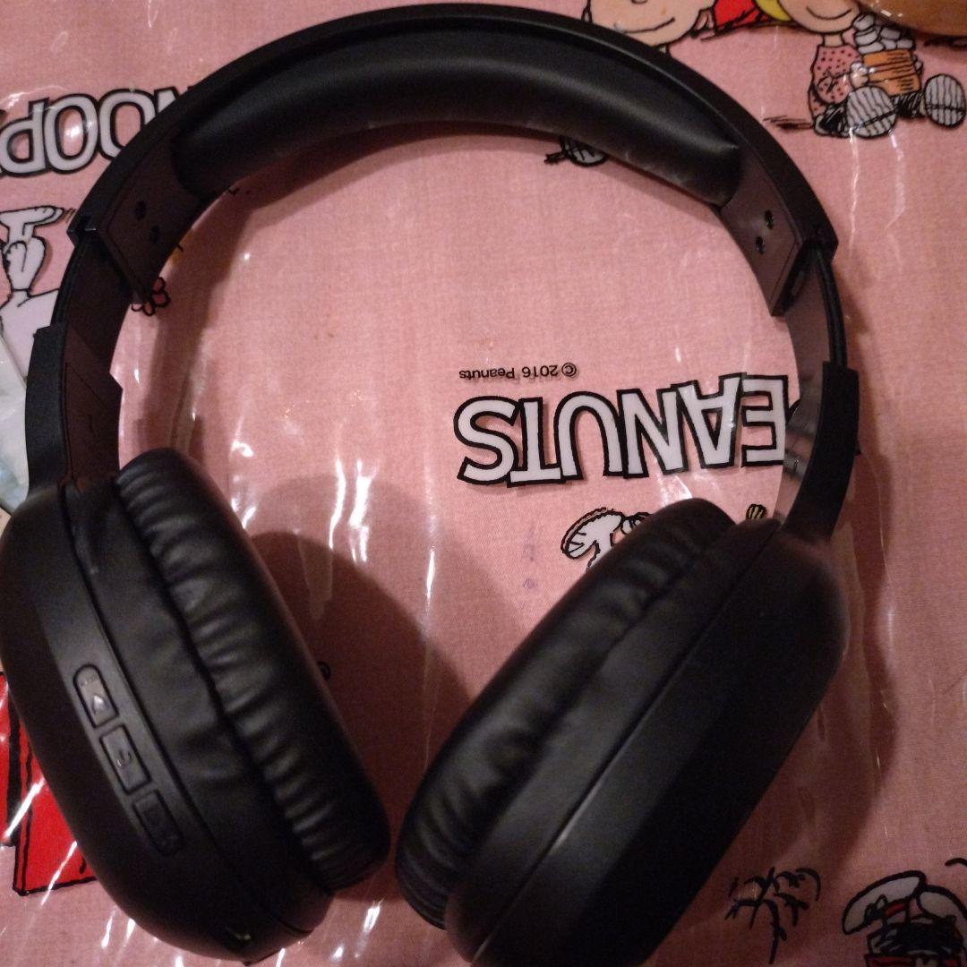 ワイヤレスヘッドホン 黒