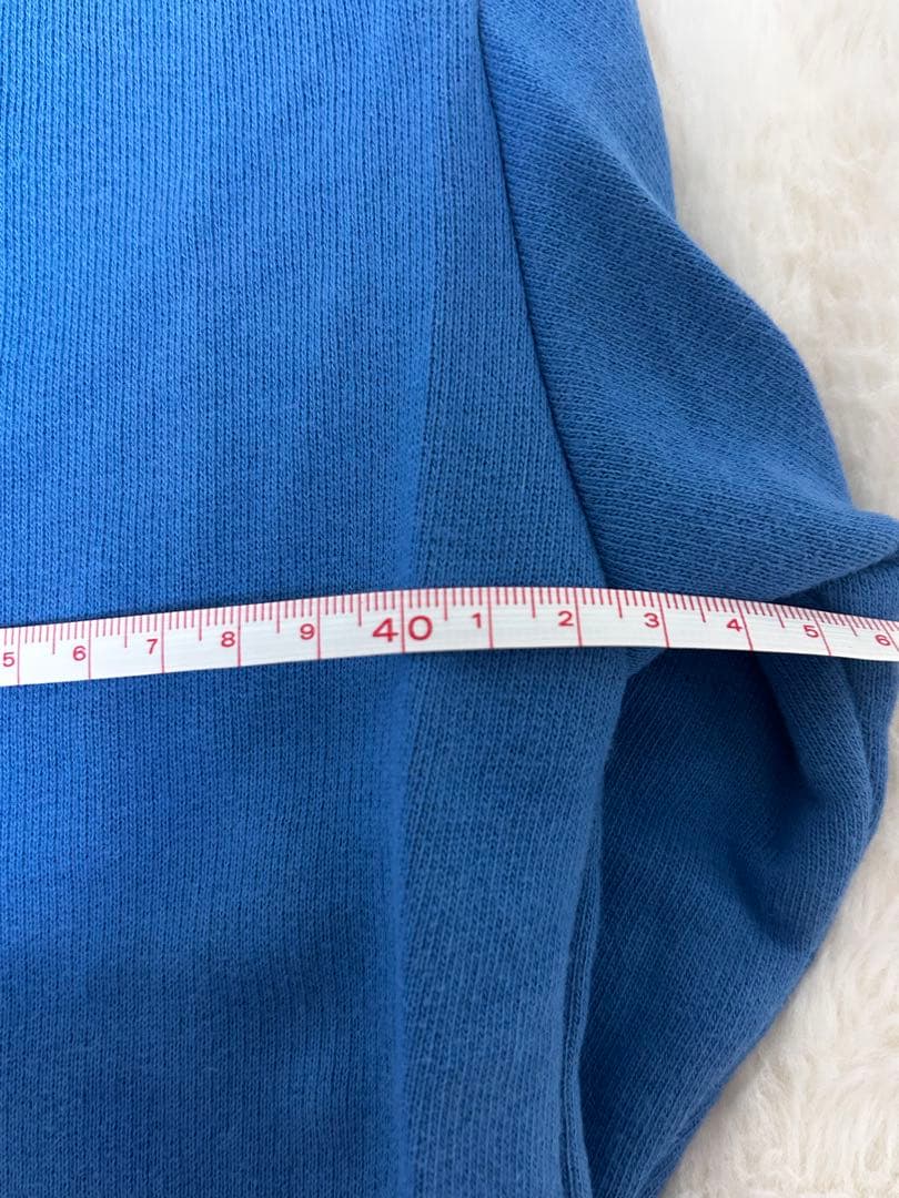 極美品 GUCCI トレーナー GUCCIロゴ入り サイズ140