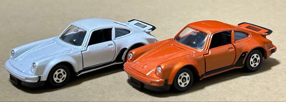 日本製 トミカ ポルシェ930ターボ 2台セット