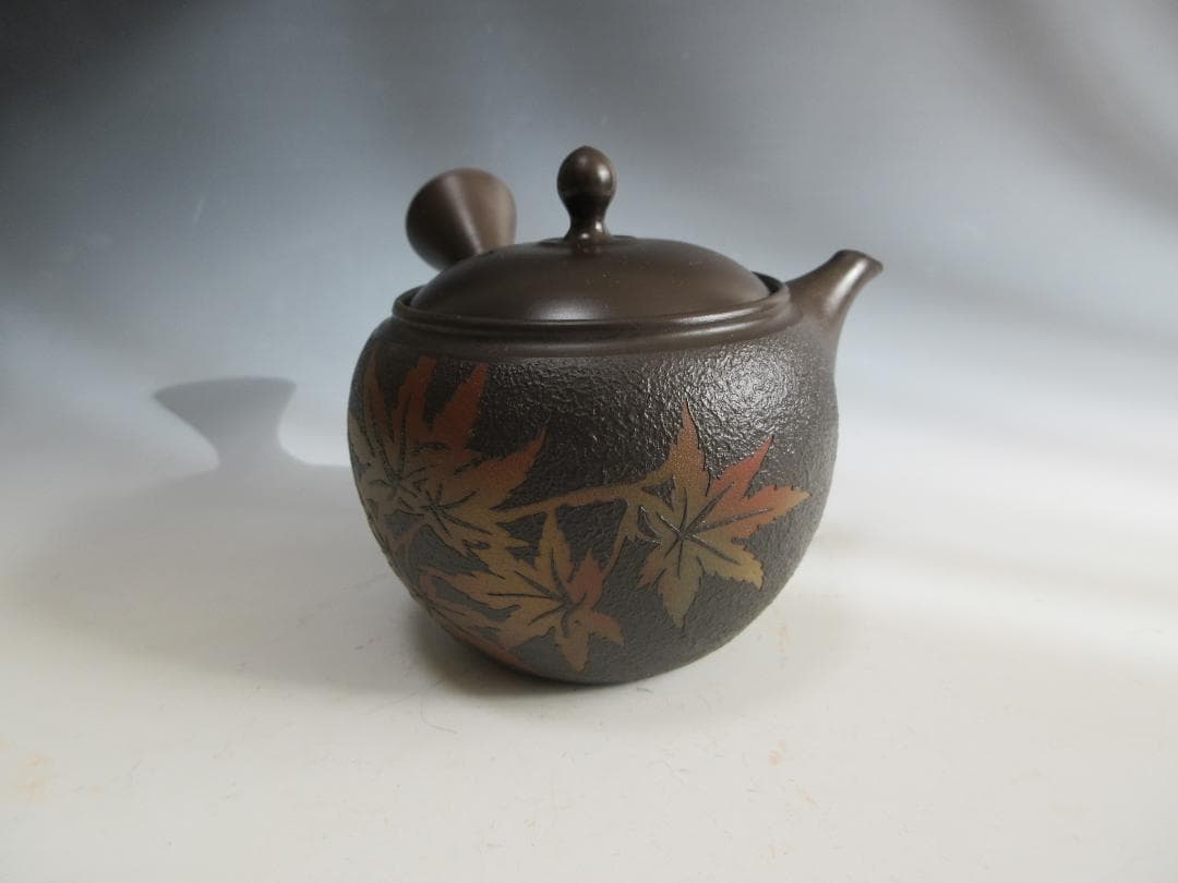 【未使用】常滑焼 秋峰造 紅葉紋様 黒泥 急須 共箱 茶注