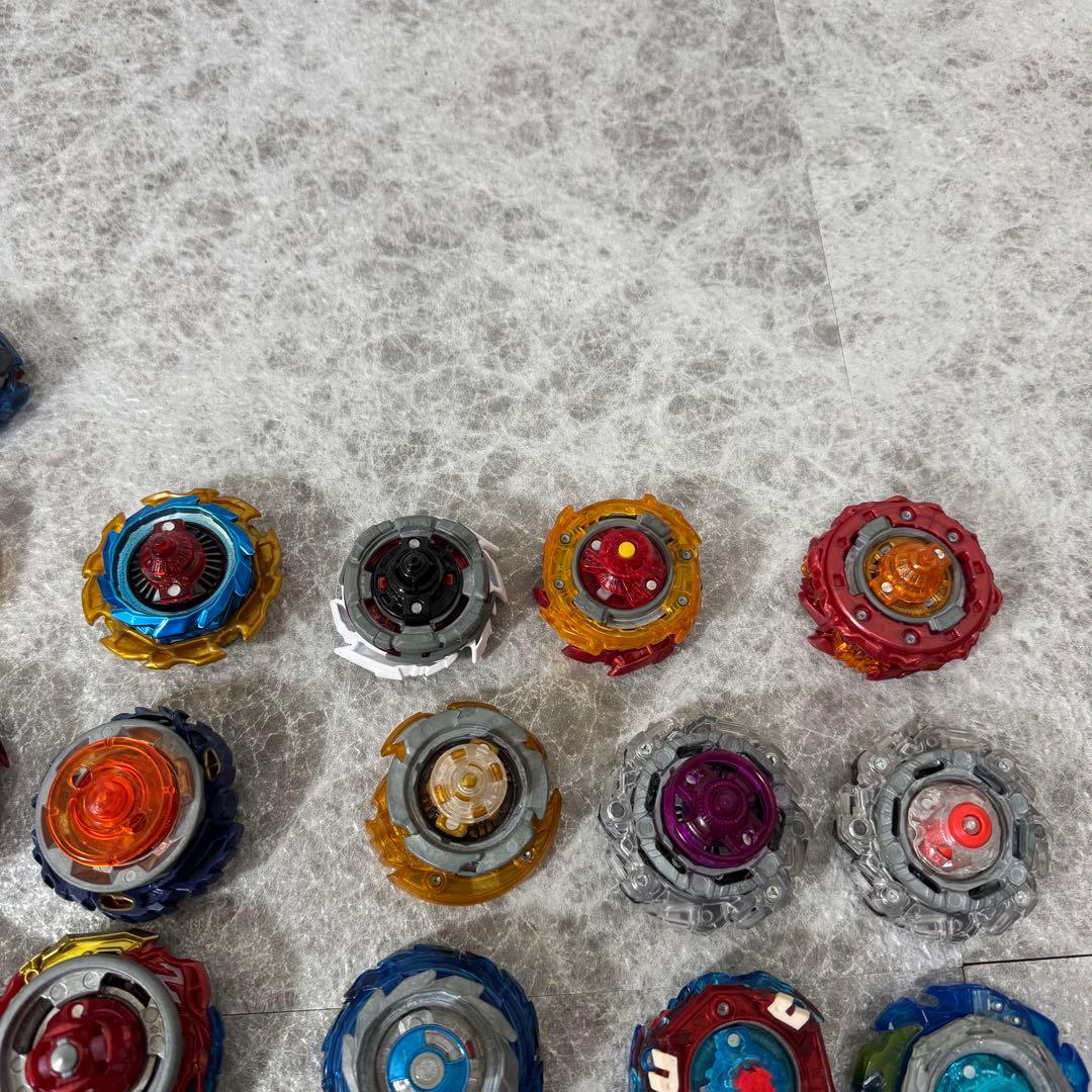 ベイブレードバースト まとめ売り 本体38個 インフィニットアキレス 含む