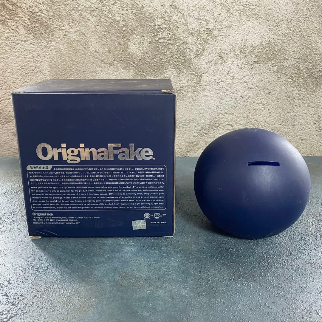 KAWS オリジナルフェイクCAT TEETH BANK 2007年 貯金箱 ①