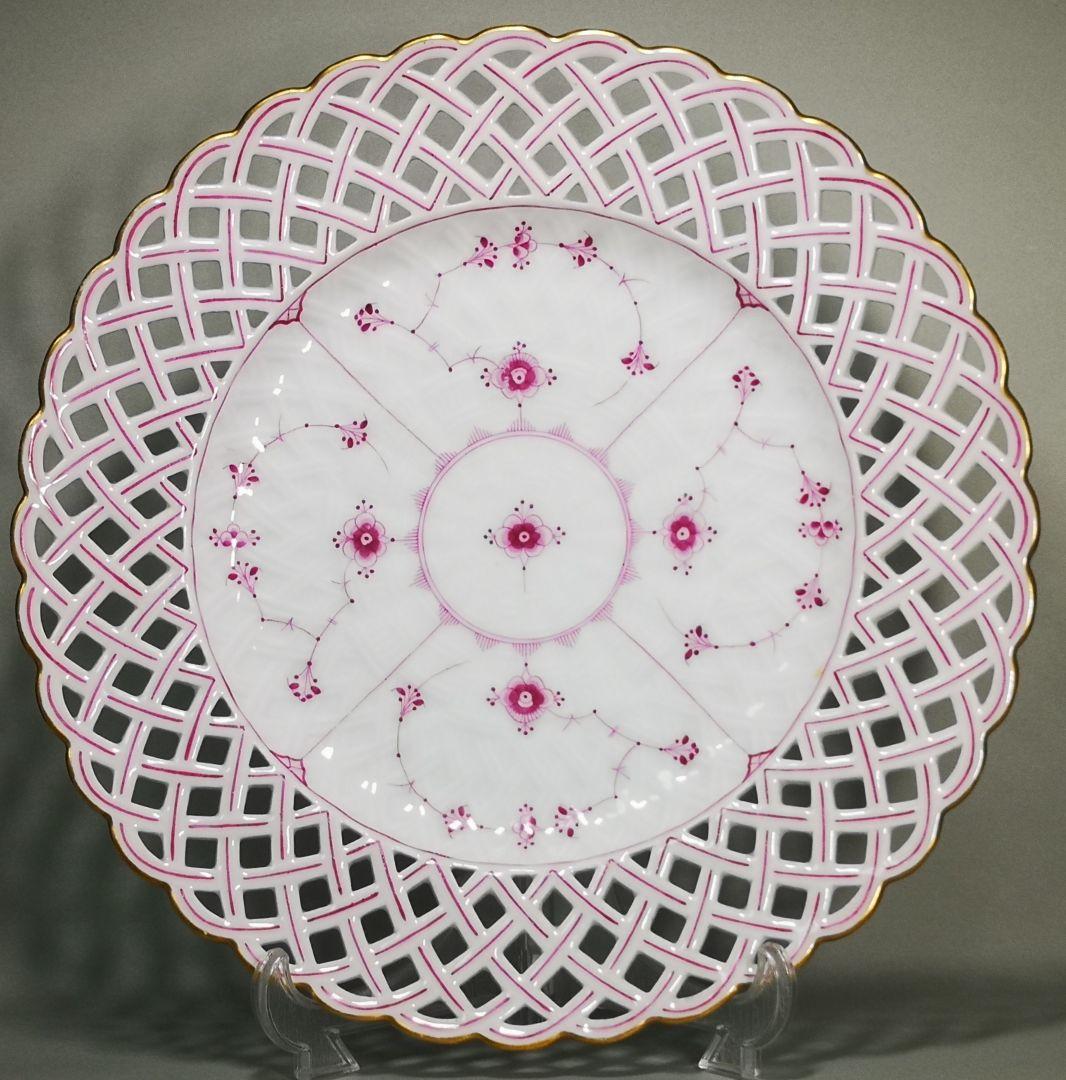 【Antique】ロイヤルコペンハーゲン　バーガンディ　オープンワーク　金彩付き