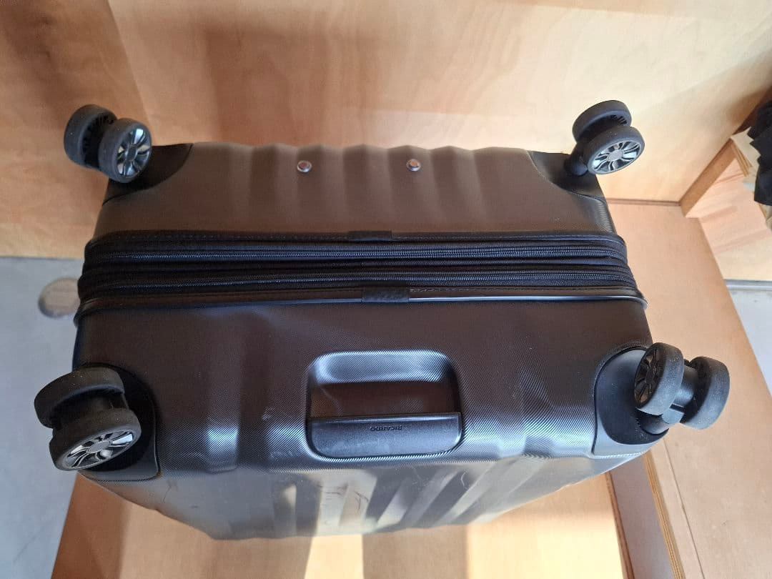 RICARDO BEVERLY HILLS　スーツケース　2個セット