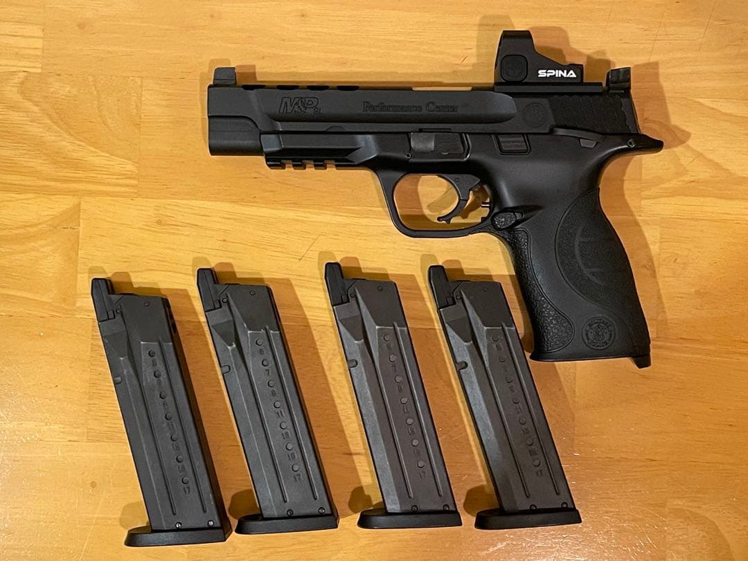 新品ダットサイト搭載　マルイM&P 9L PCポーテッド　スペアマガジン3本付き