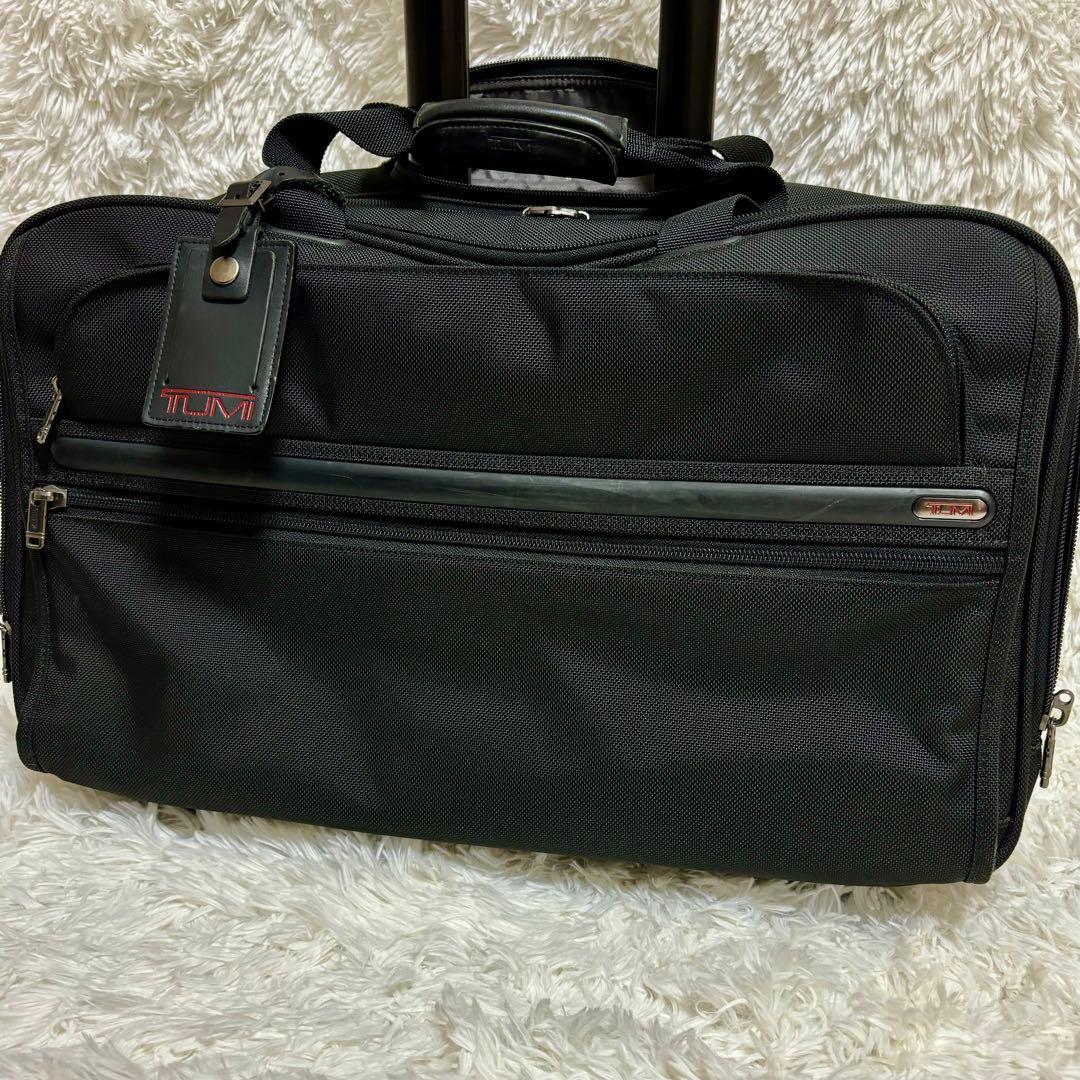トゥミTUMI キャリーバック　ブリーフケース　ブラック　PCバック付き