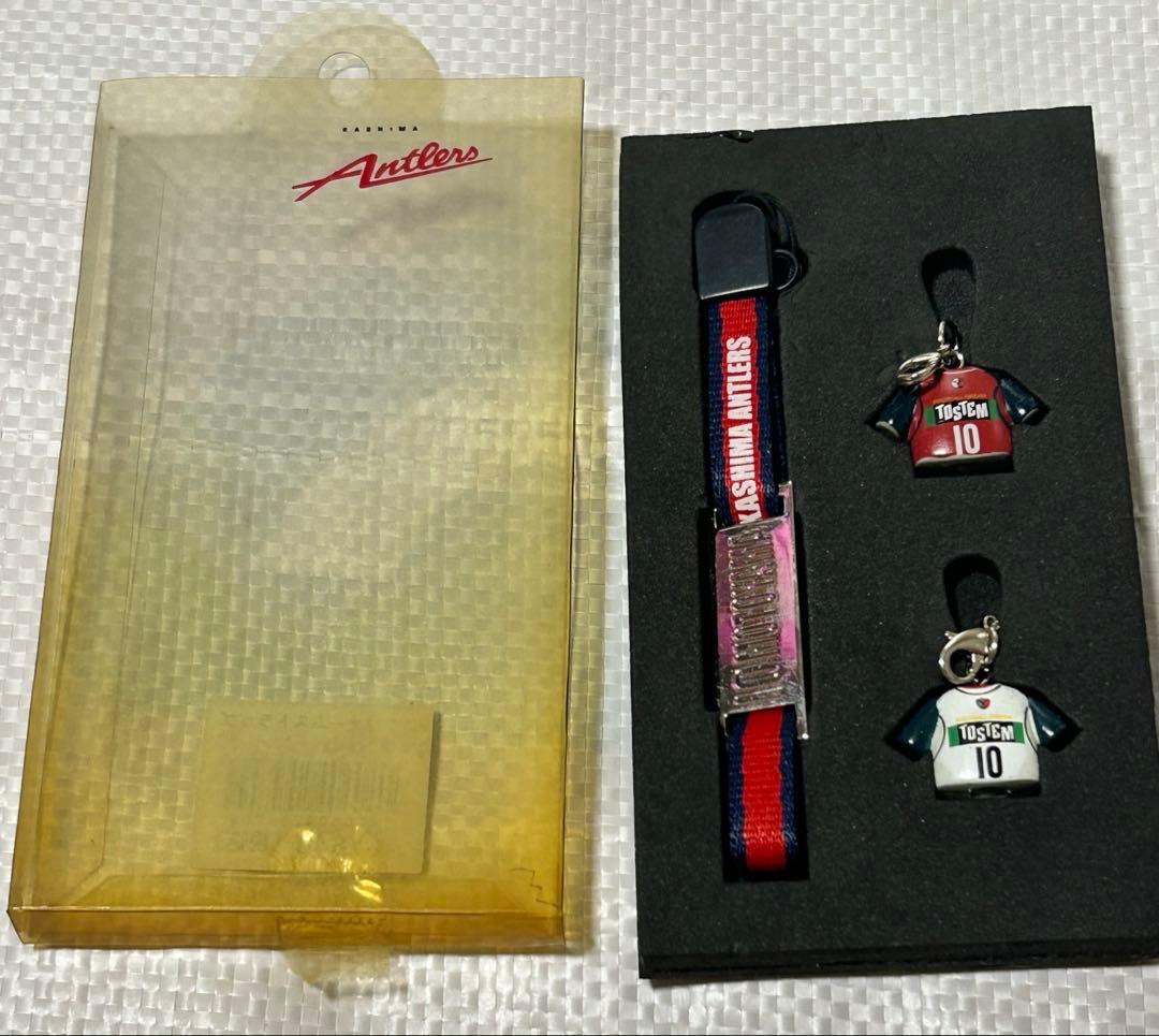 鹿島アントラーズ ストラップ&ユニフォームキーホルダー& ピンバッジ まとめ売り