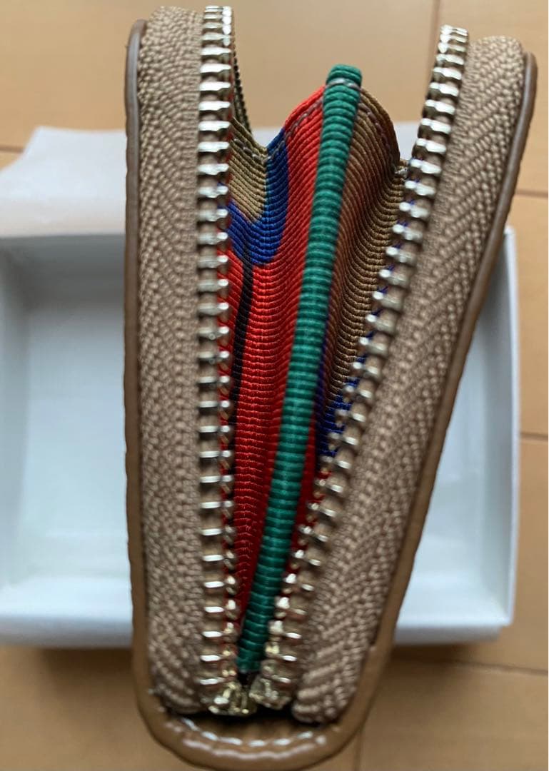 ヤンチェオンテンバール　フォーチュンウォレット