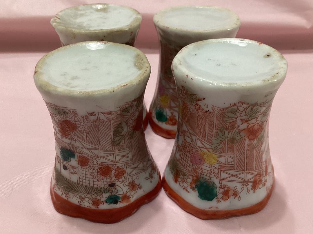 ビンテージ　九谷焼爪楊枝入れ　舞妓　オキュパイドジャパン骨董　陶磁器カップ 4個